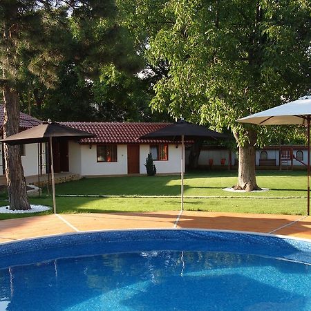 Bolyarski Stan Guest House Veliki Preszlav Kültér fotó