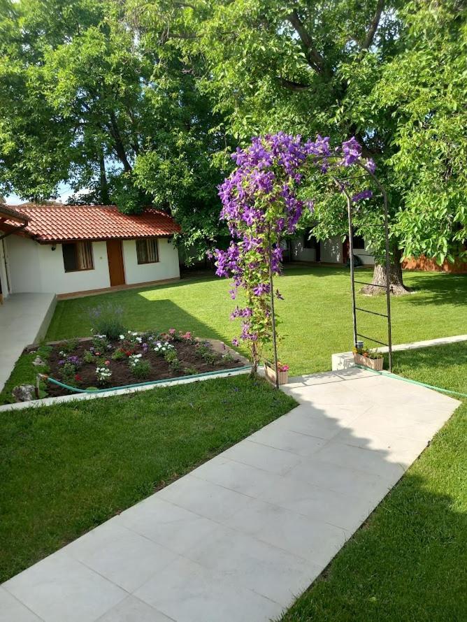 Bolyarski Stan Guest House Veliki Preszlav Kültér fotó